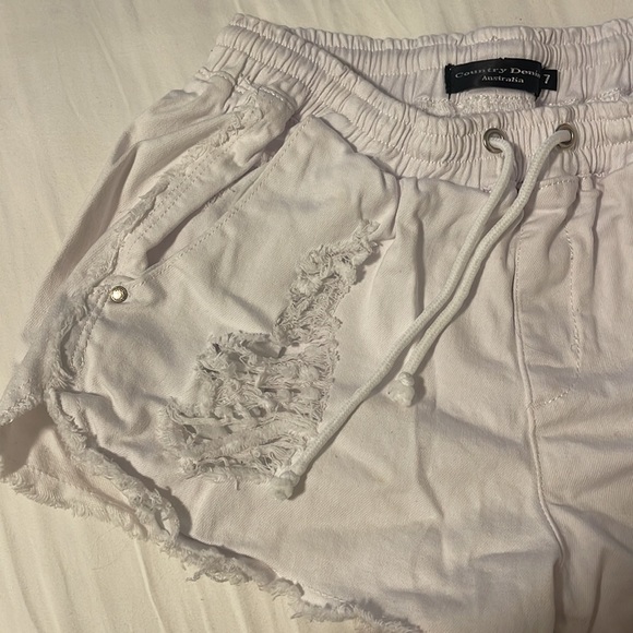 Draw String Denim Shorts - Picture 2 of 4